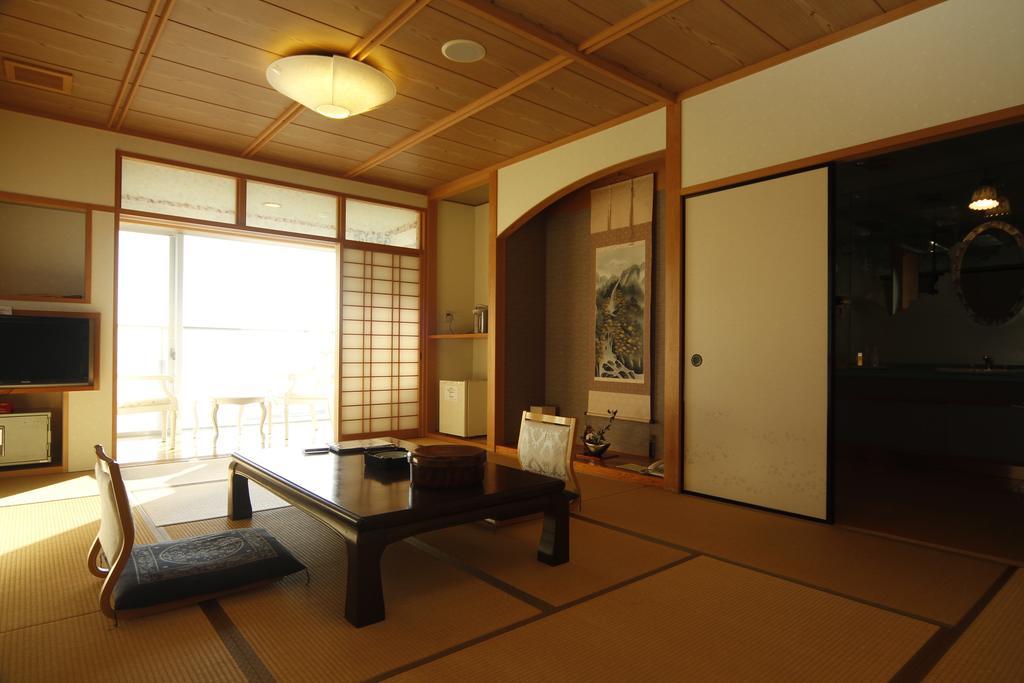 Grand Hotel Yamamikan Minamichita Exterior photo